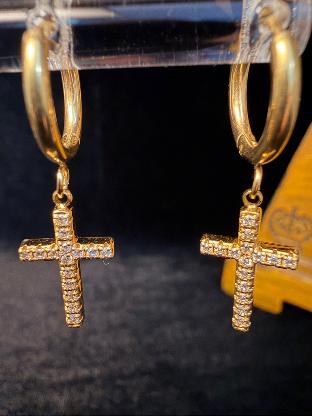 18K Gold Fillws Cross Hinged Hoop Earrings w/Pave’ CZ stones. Size 0.75 inches